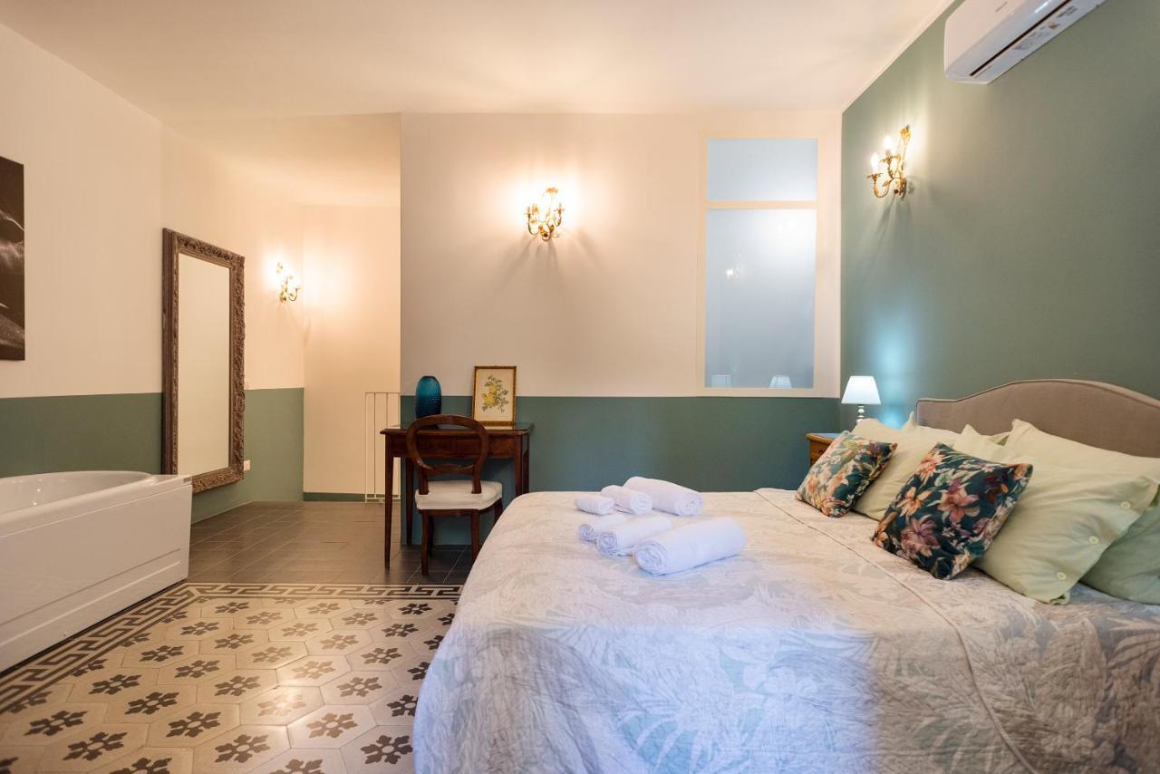 Vintage Suite Napoli Buitenkant foto